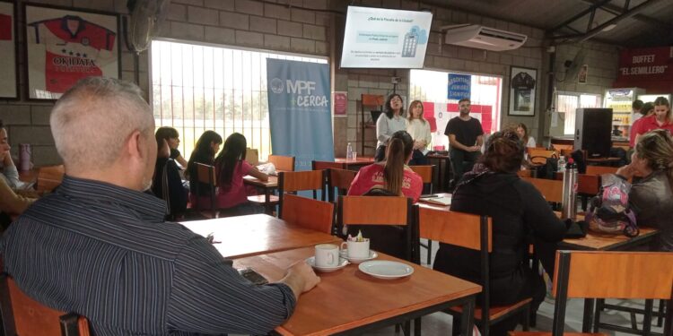 Taller: ‘Violencia y redes, herramientas para un uso seguro de las redes sociales’